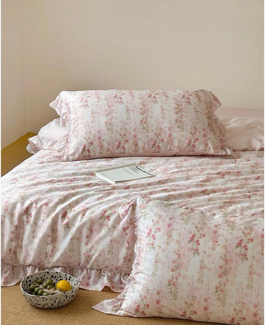 PinkBySherraine Pink Floral Bedding Set