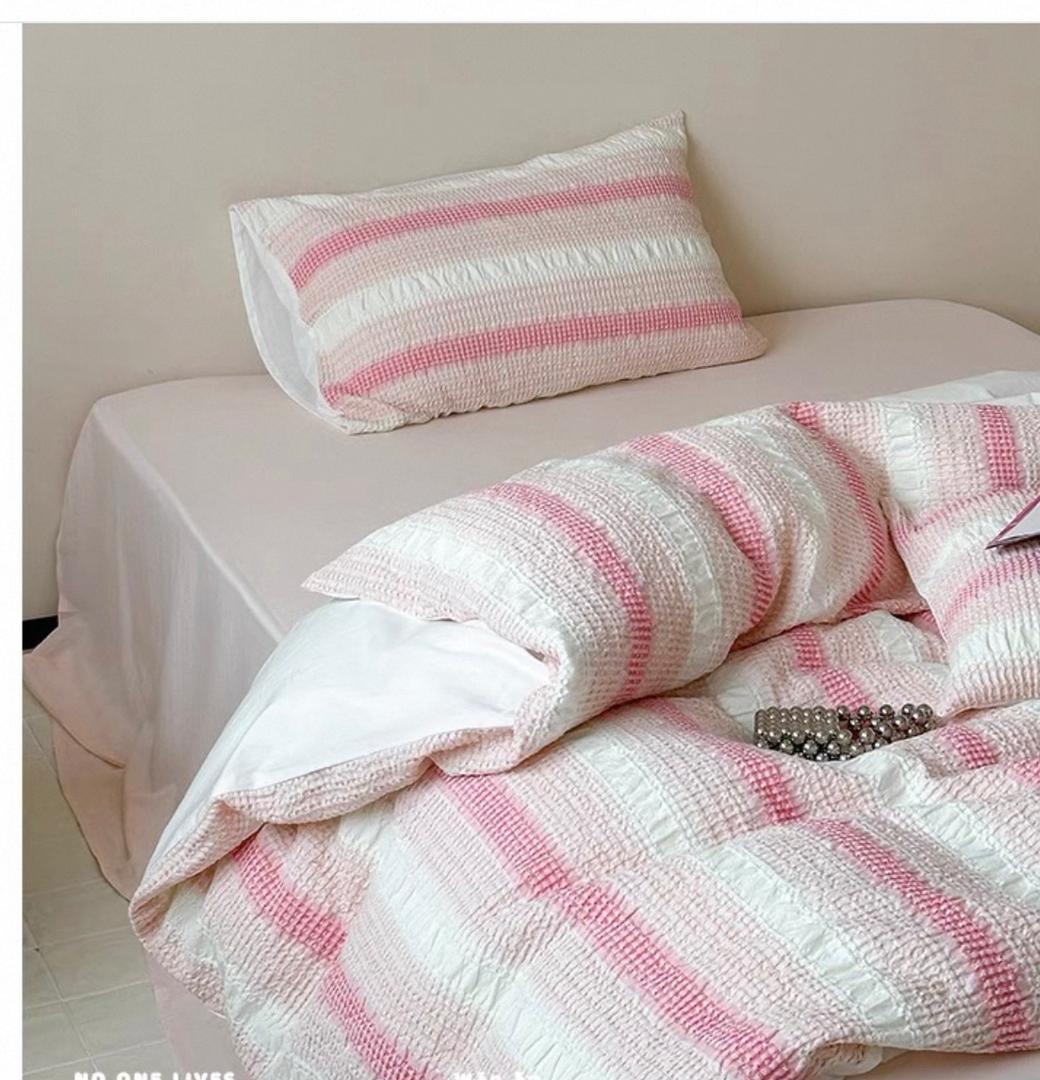 Pink & White Stripe Luxury Bedding Set – 4 Piece