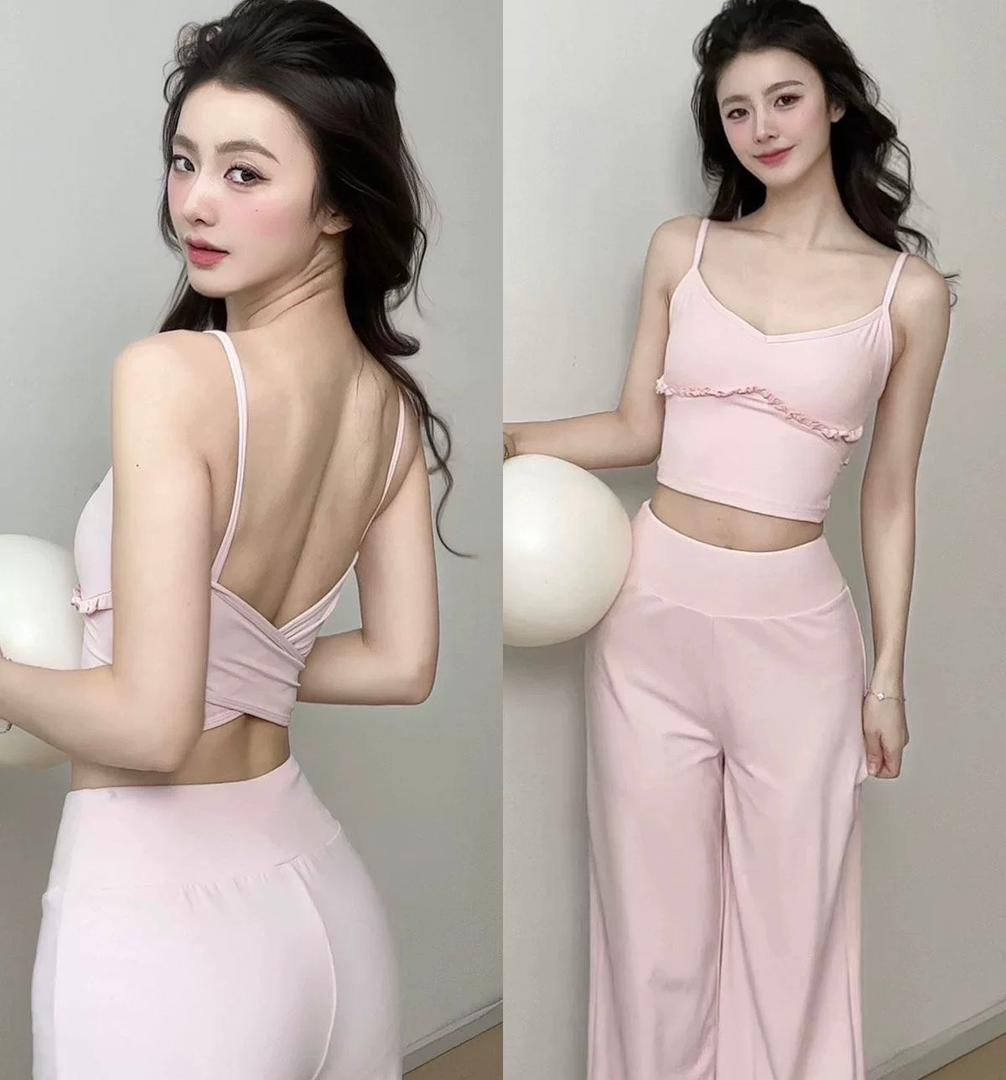 Soft Pink Fitness Set – 2 Piece Activewear